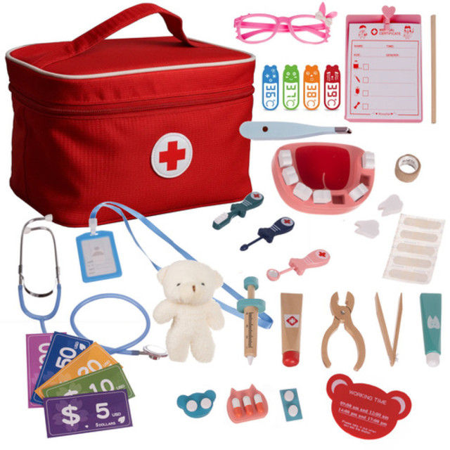 Little doctor's set Kruzzel 24782 - safe and durable