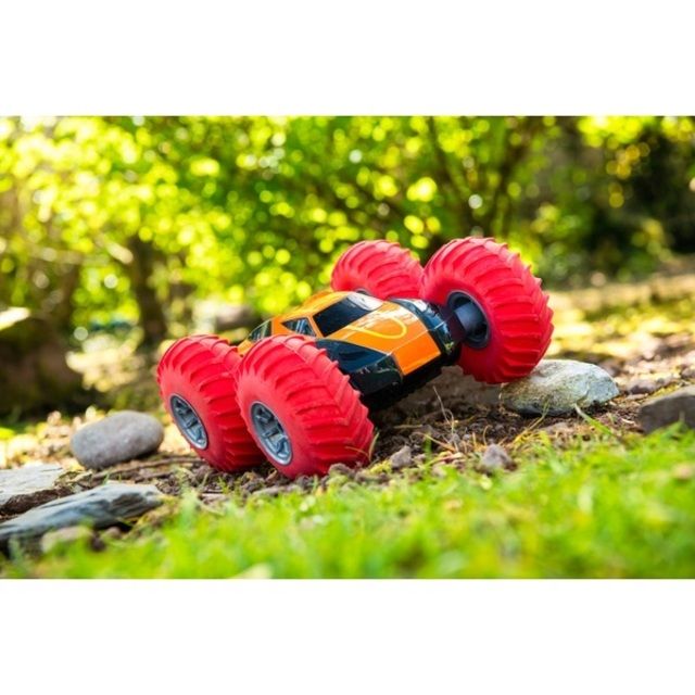 Remote Control Speed Cyclone Stunt Car