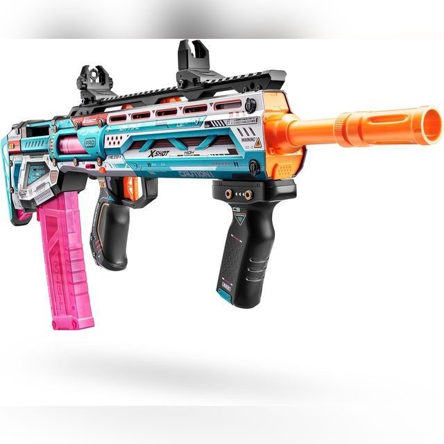 XSHOT SKINS Pro Performance Long Shot Blaster 40 Darts by ZURU