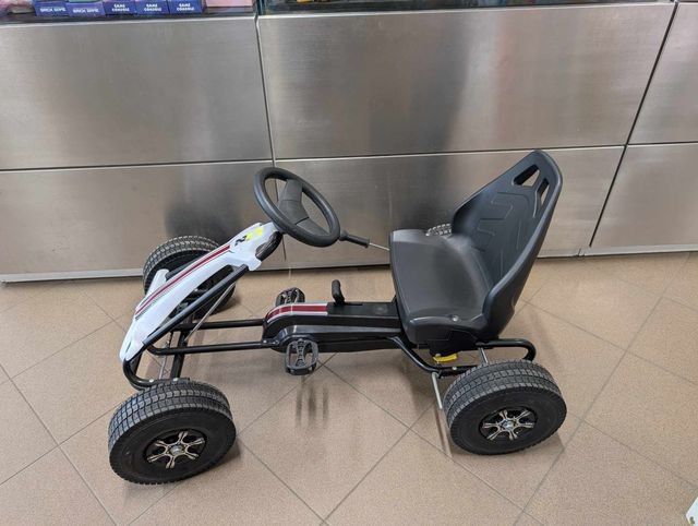 Black and White Rally Go-Kart (exhibition)