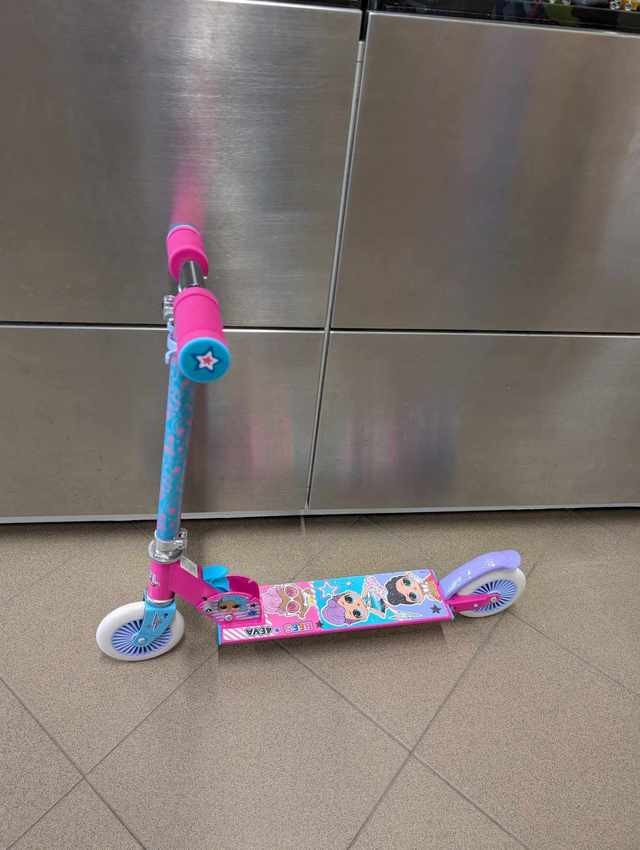 Scooter L.O.L Surprise! LOL Surprise Folding Inline (exhibition)