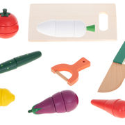 Wooden vegetables, cut with magnet in box + accessories KX5956